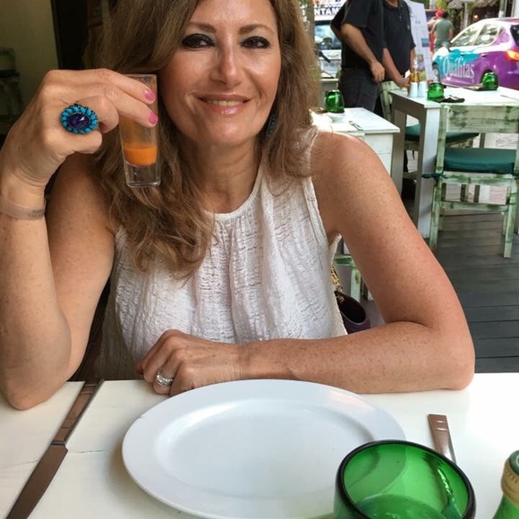 My style is polished with an edge!!! - Picture 7 of 7